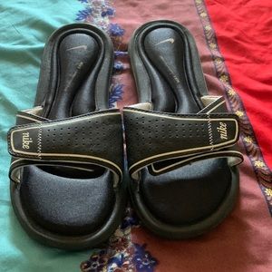 Womens Nike Slides